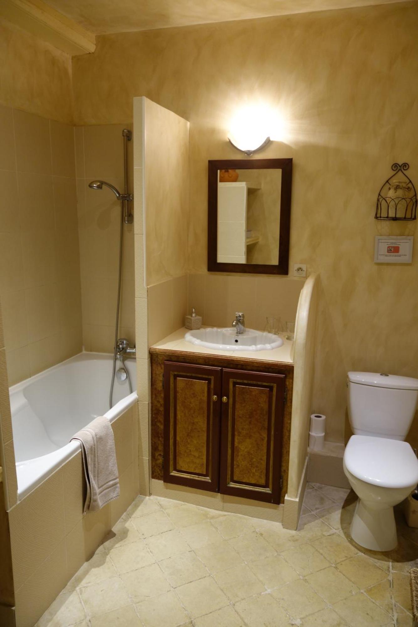 발로뉴 Manoir De Savigny B&B 외부 사진