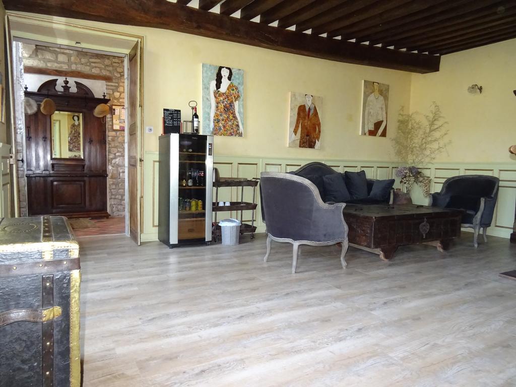 발로뉴 Manoir De Savigny B&B 외부 사진