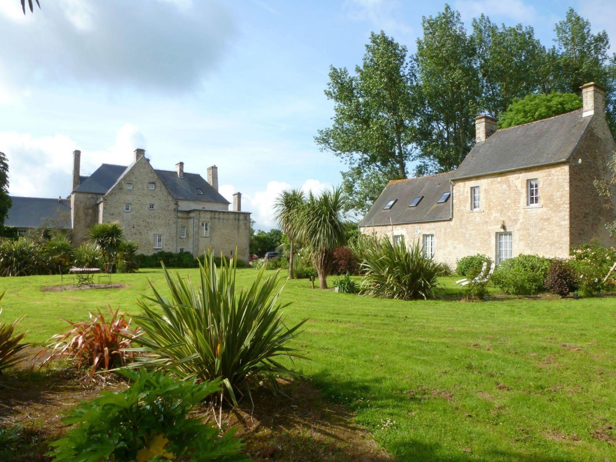 발로뉴 Manoir De Savigny B&B 외부 사진